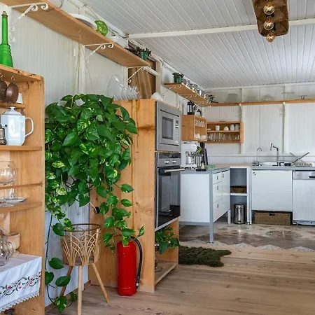 Teos Retreat Houses-passiflora 別荘