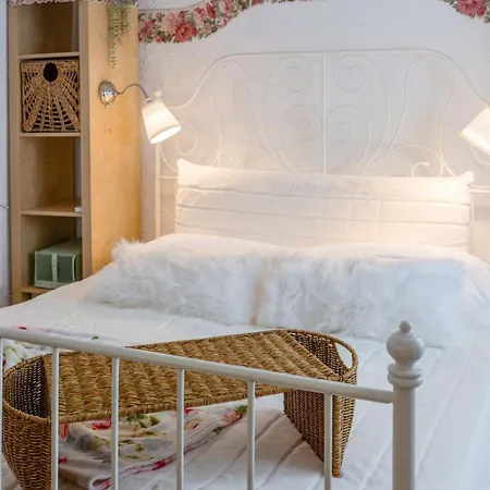 Teos Retreat Houses-passiflora