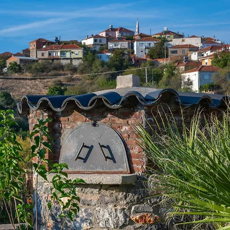 Teos Retreat Houses-passiflora