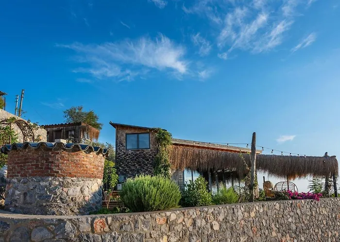 Teos Retreat Houses-passiflora