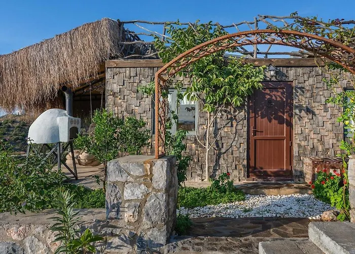 Teos Retreat Houses-passiflora * 이즈미르