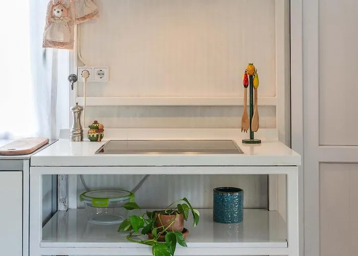 Teos Retreat Houses-passiflora * 이즈미르